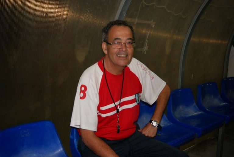 José Carrión también deja los banquillos