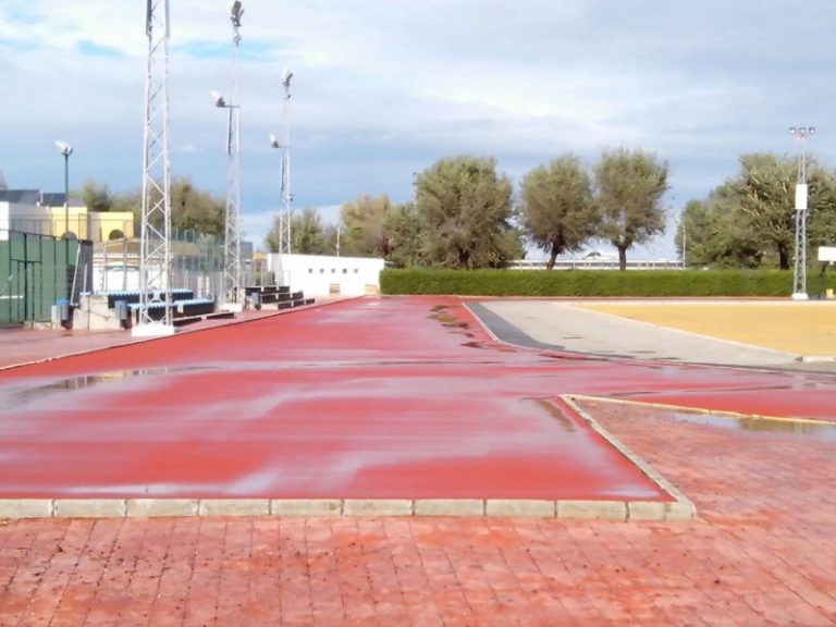 Malestar en el CAMAGC por los trabajos en la pista de atletismo