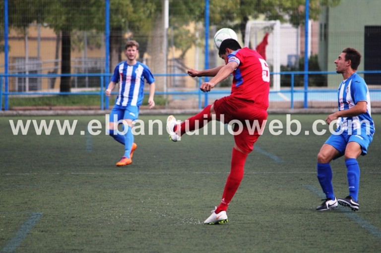 Pone la directa (0-1)