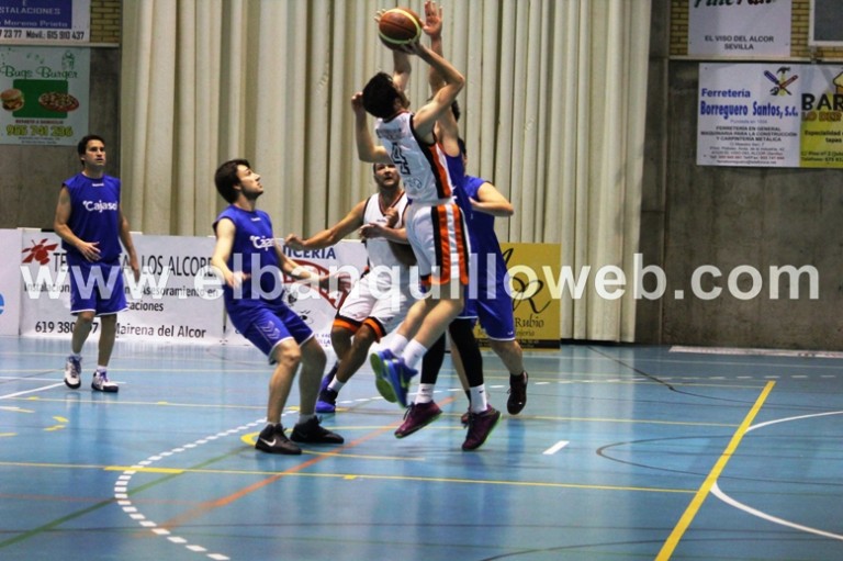 Se queda sin el primer puesto del grupo (59-71)