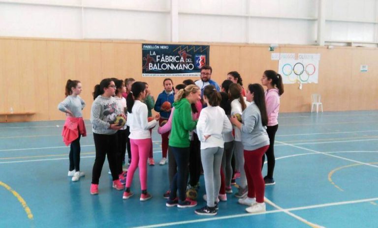 Torneo femenino con vistas al CADEBA