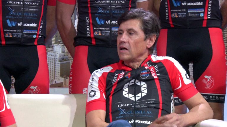 El club ciclista El Viso presenta a su equipo federado