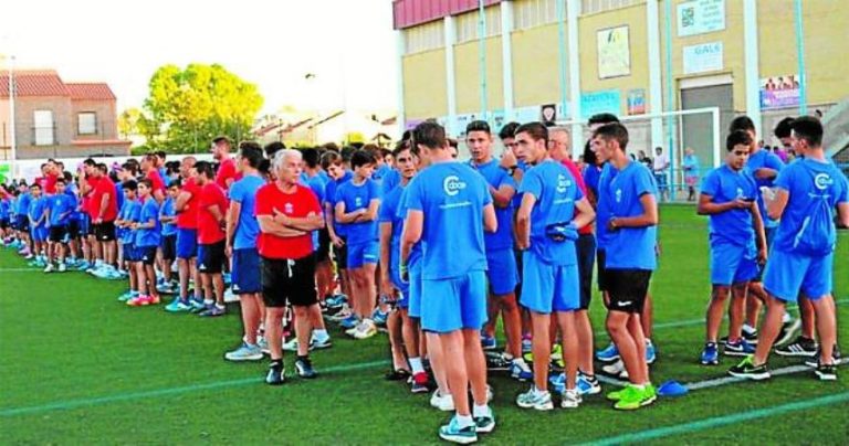 Habrá fiesta blanquiazul en la previa del partido ante el Coria