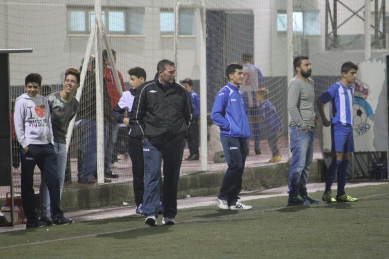 David Macías deja la coordinación de cantera del UP Viso