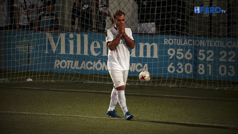 Los penaltis dejan sin ascenso al Ceuta de Víctor González 