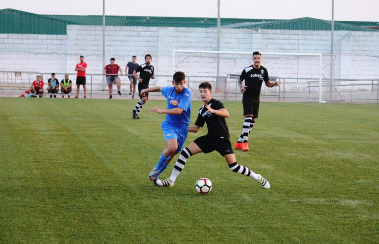 Otro exigente amistoso en Castilleja para el Mairena (4-2)