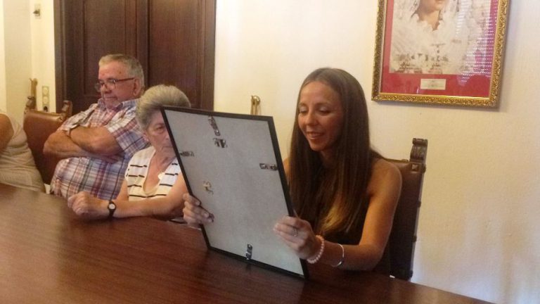 El Ayuntamiento de Mairena reconoce a Carmen Gutiérrez