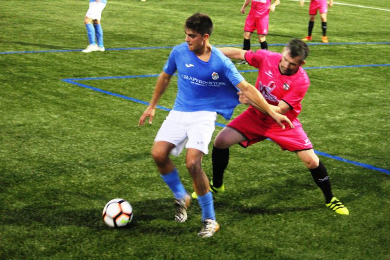 Salvat bendice el nuevo césped (1-0)