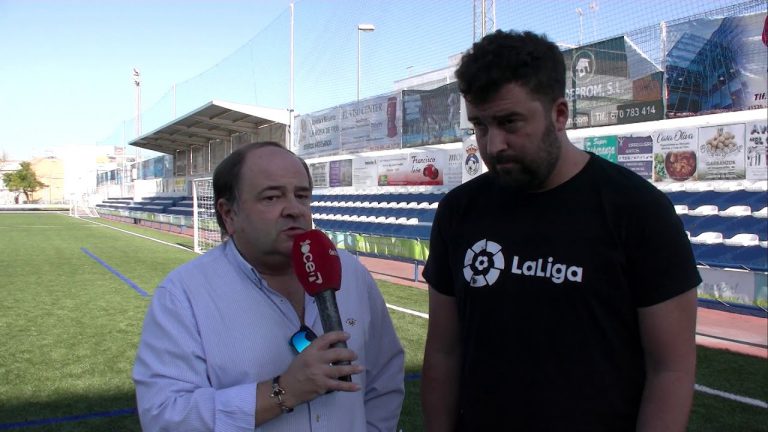 Javi Rojas y la escuela de fútbol del UP Viso