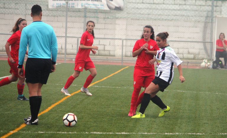 El cadete femenino del Mairena suma su primera victoria