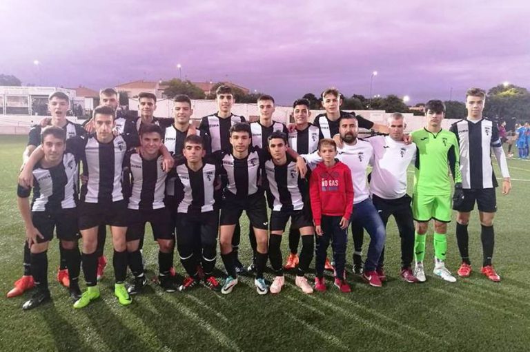 El juvenil del Mairena lidera su grupo de Tercera Andaluza