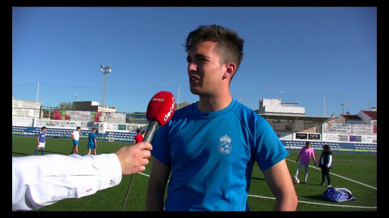 Alfonso Lora y su alevín del UP Viso