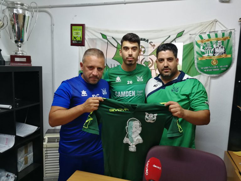 La Barrera refuerza su ataque con Iván Cortés