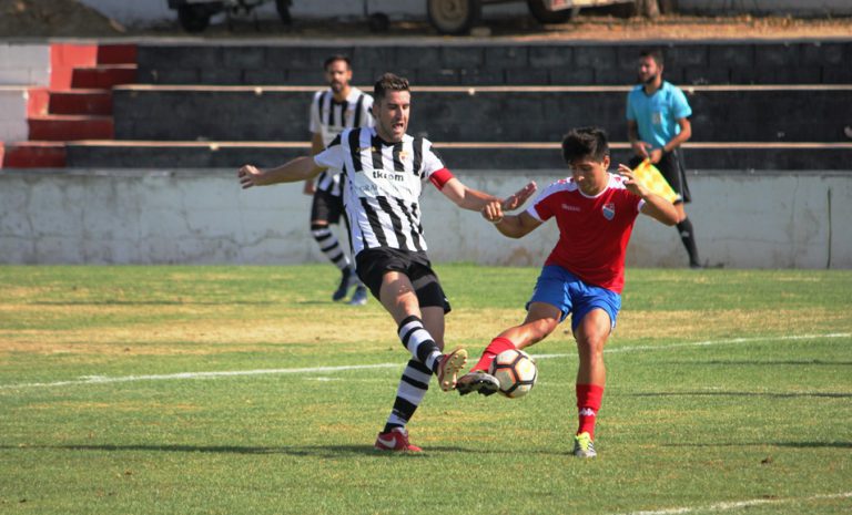 Sale victorioso en el intercambio de golpes (3-2)