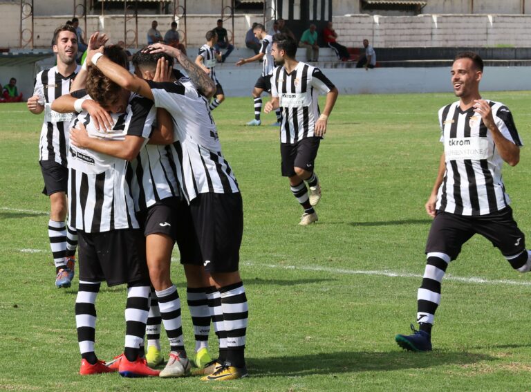 Antonio López lidera el ataque de un goleador Mairena
