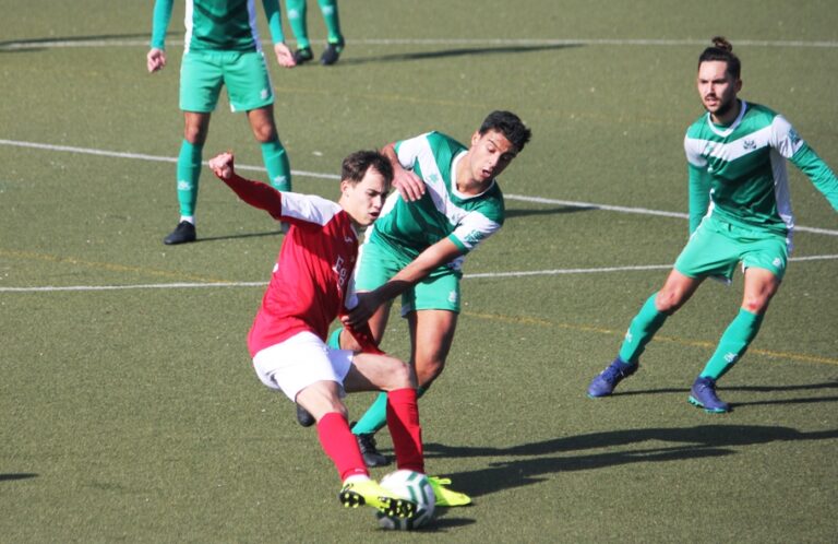 Inmerecido pero peligroso traspié de La Barrera ante un rival directo (0-1)