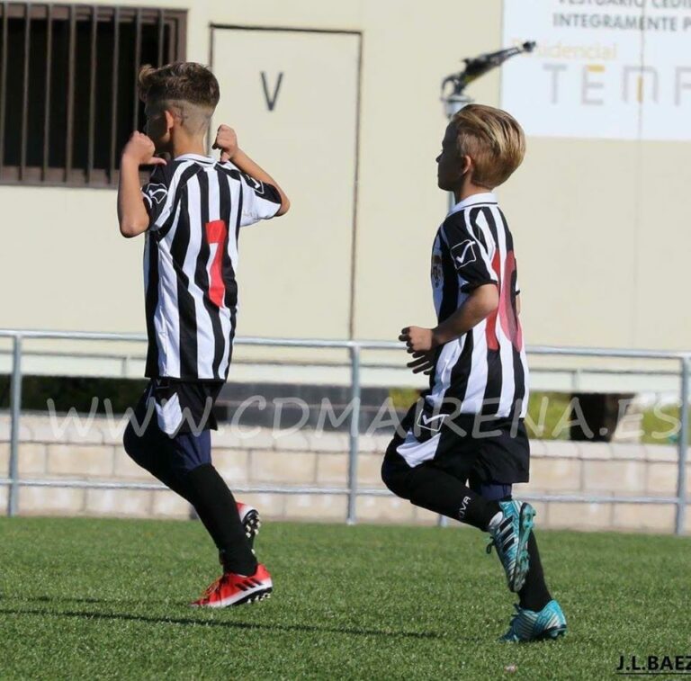 Fernándo y Nicolás, los dos hermanos goleadores del alevín del C.D. Mairena