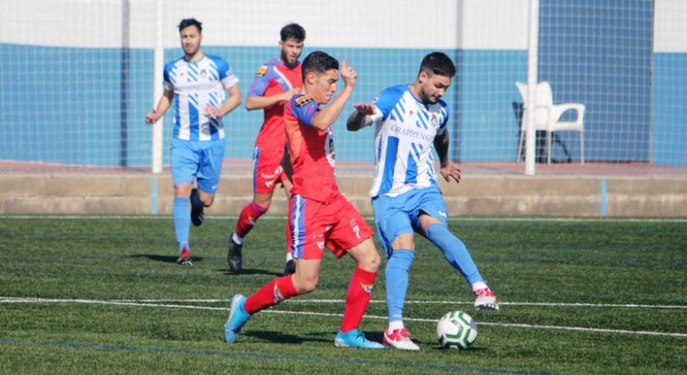 Sanciones, cambio de entrenador y un virus, todo en una temporada