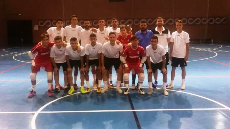 El equipo filial del Futuro Carmonense se cita con la historia