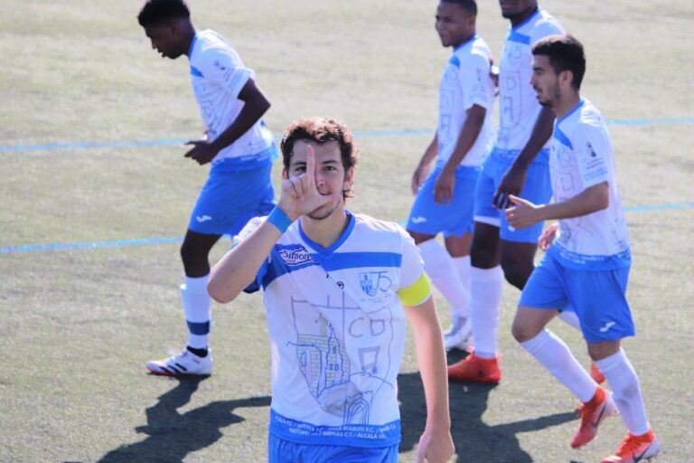 El CD Alcalá “sopesa” retirarse de la competición y con ello, su “desaparición”