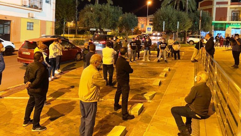 Unos cincuenta socios acuden a la llamada de socorro del CD Alcalá