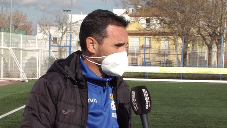 Dioni Arroyo, crítico con su equipo: “Contento por el punto pero no lo hemos merecido”