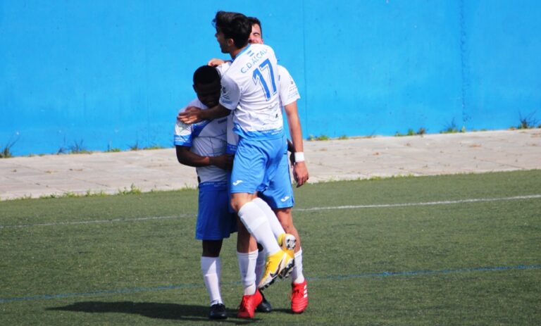 El Alcalá salva la primera bola de partido (3-0)