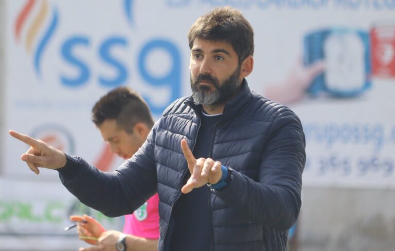 El sénior del Mosquito, obligado a cambiar de entrenador