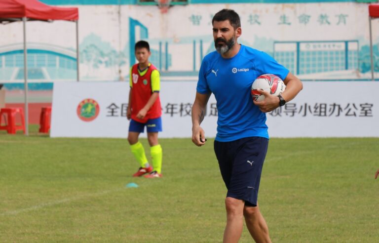 Álex Martín podría entrenar al sénior del Mosquito la próxima temporada