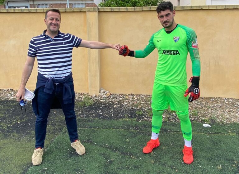 Antonio Santos, un visueño disputando la Copa de Campeones juvenil con el Málaga CF