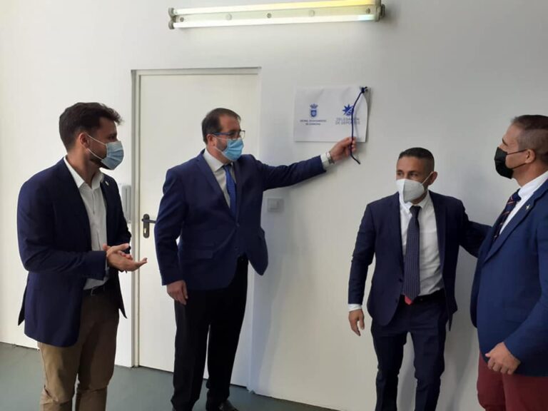 Nueva sala de entrenamiento y de competición para el CD Lucha Carmona-Guadajoz