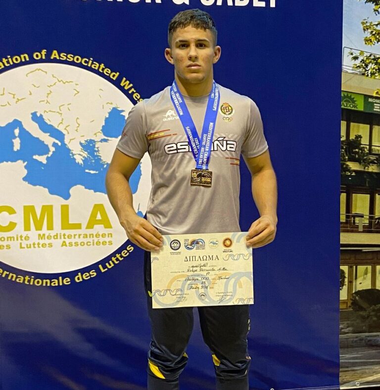 Felipe Ferrusola, campeón en Grecia