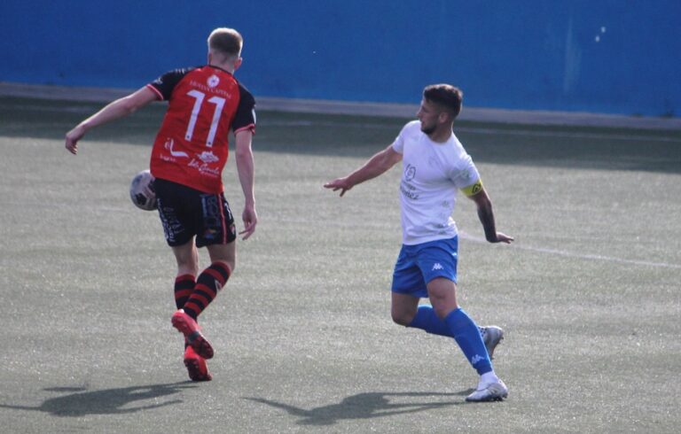 Frenazo en Torreblanca a la escalada (3-2)