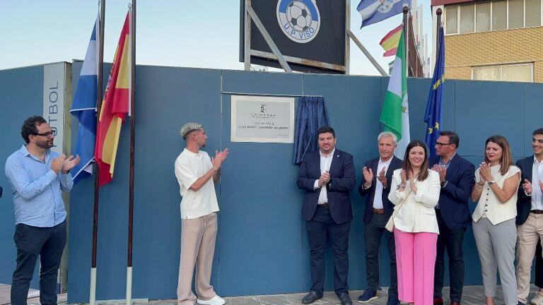 José Ángel Carmona ya le da nombre al campo de fútbol del polideportivo San Sebastián
